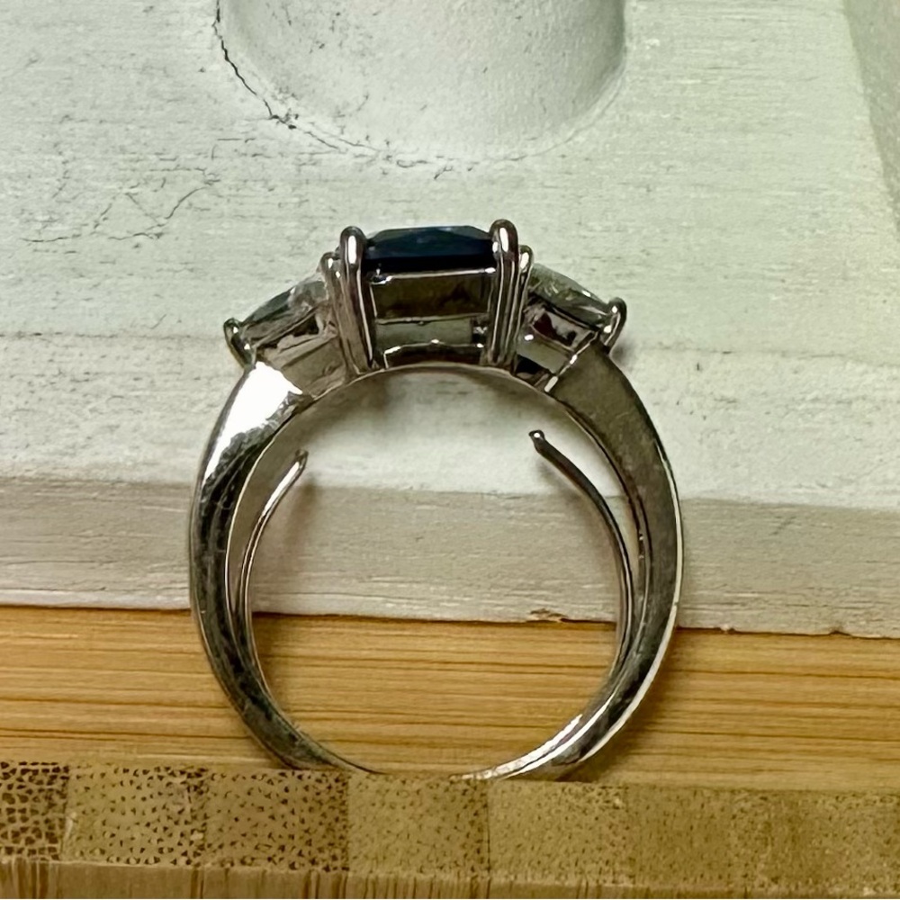 Sapphire ring - Picture 5 of 6